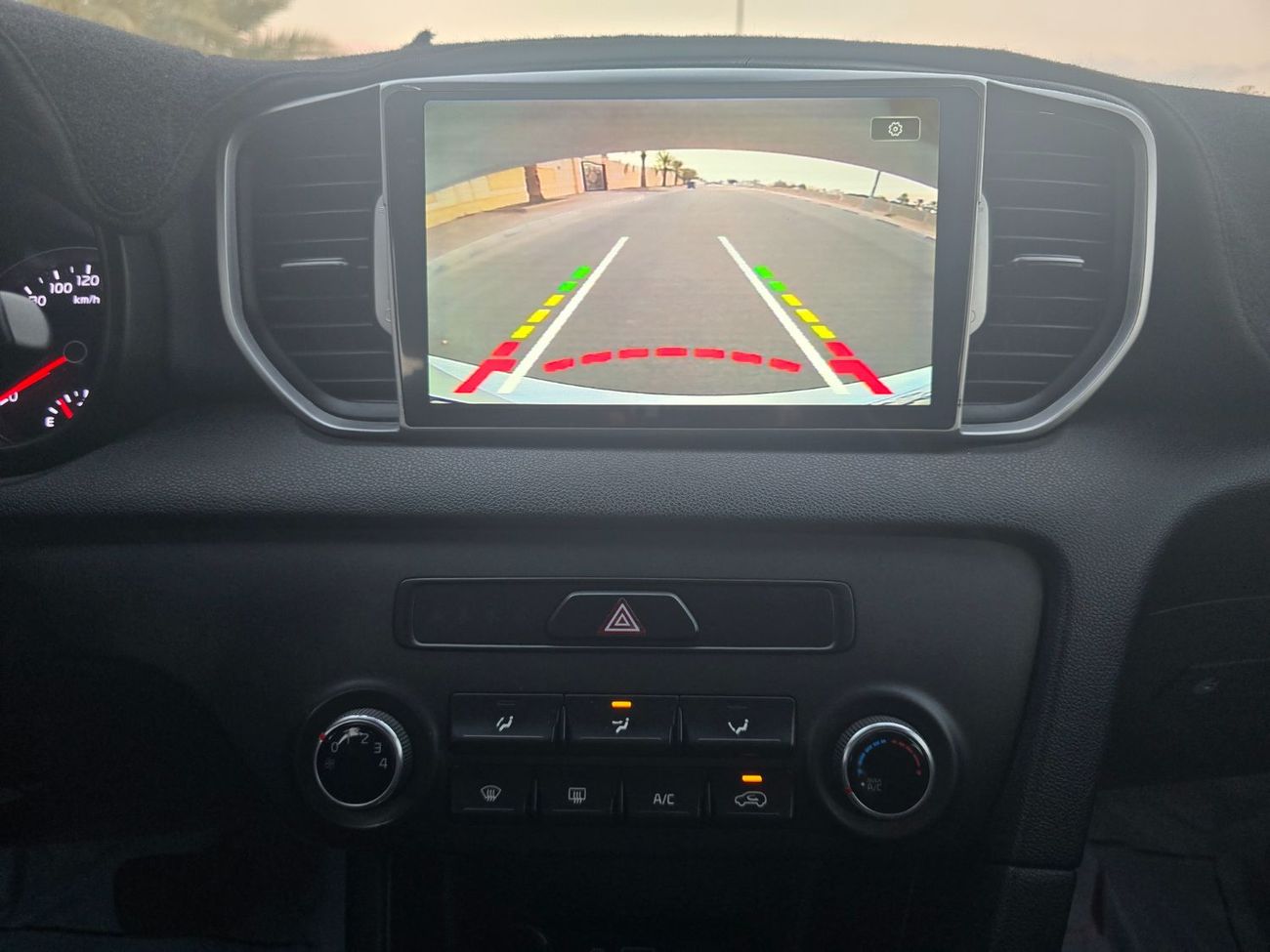 كيا سبورتيج LX 2.4L