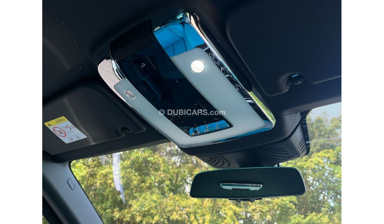 Rolls-Royce Cullinan Rolls Royce Cullinan Black Badge Right hand Drive