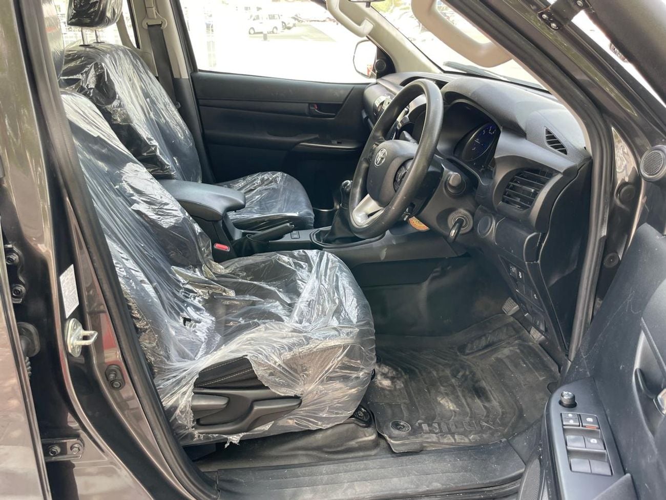 تويوتا هيلوكس Manual Hilux  Only For Export