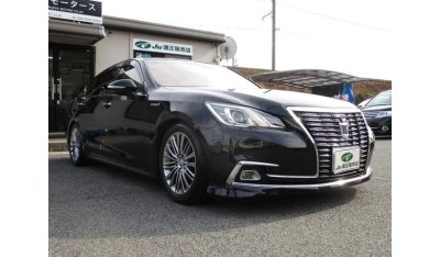 Toyota Crown AWS210