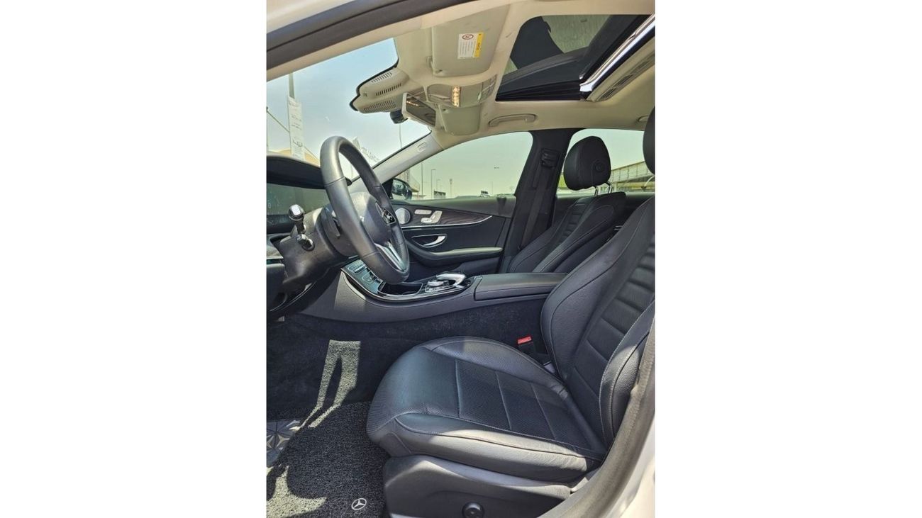 Mercedes-Benz E300 Premium