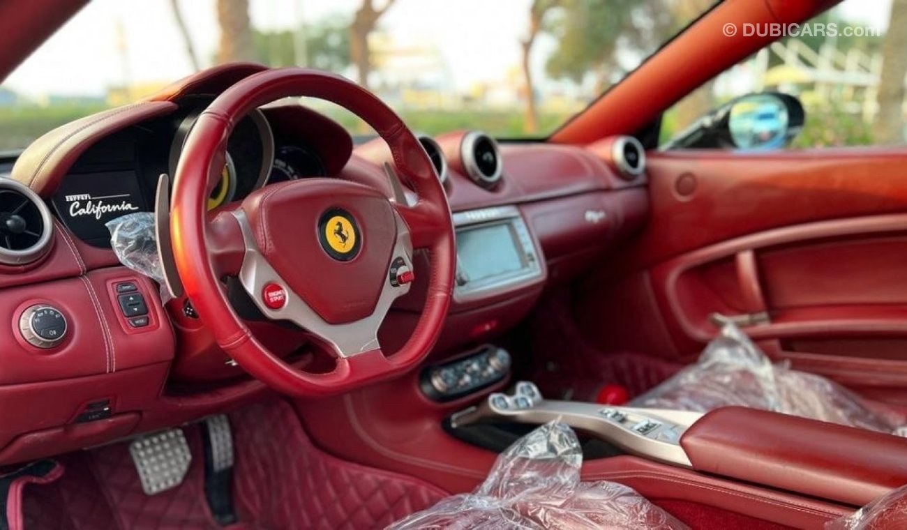 فيراري كاليفورنيا FERRARI CALIFORNIA GCC 2014 WITH ONE YEAR WARRANTY