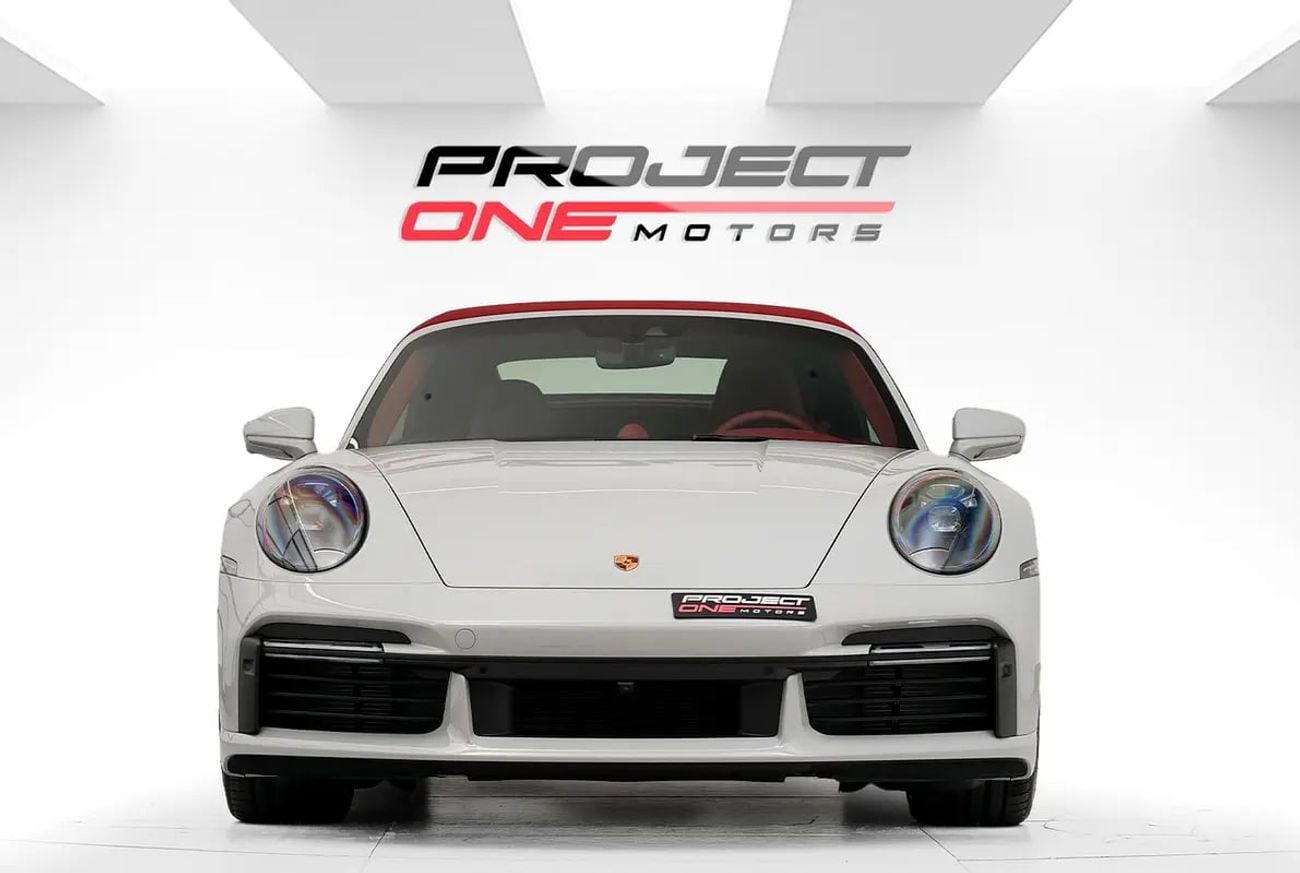 Porsche 911 Turbo S 3.8L (530 HP) Convertible 911 Turbo S Cabriolet Nardo Grey | km