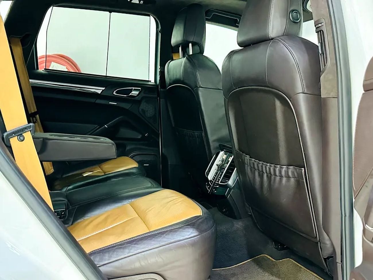 Porsche Cayenne TURBO