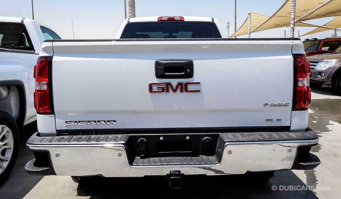 GMC Sierra