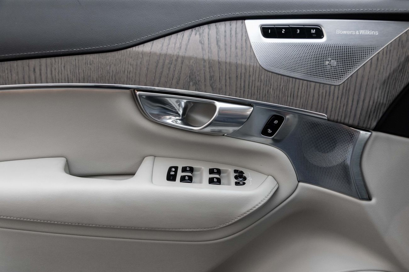 فولفو XC 90 XC90 R-Design | 3,525 P.M | 0% Downpayment | AL FUTTAIM WARRANTY