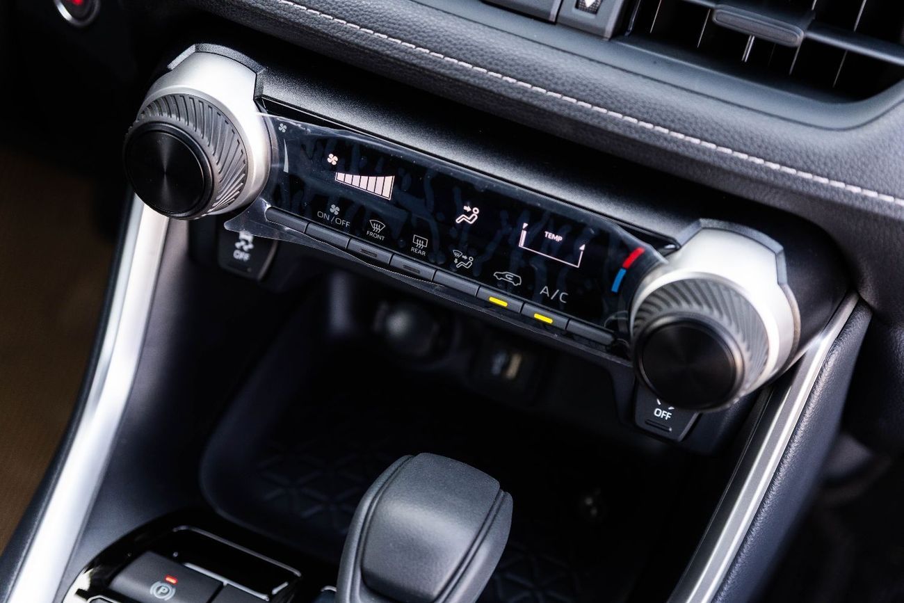 Toyota RAV4 2025 TOYOTA RAV4 2.5L (4WD) LE