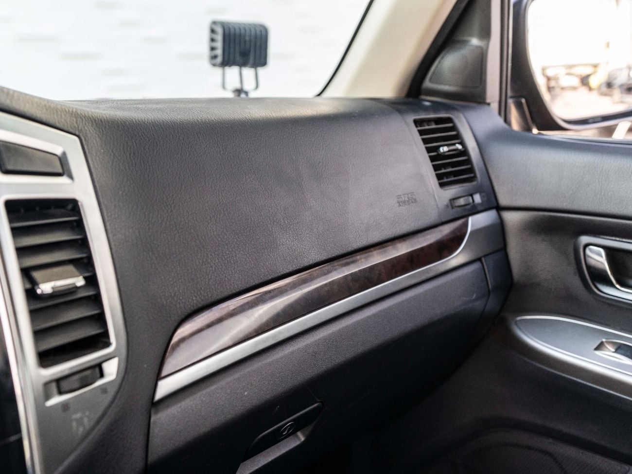 Mitsubishi Pajero GLS 3.5L (189 HP)