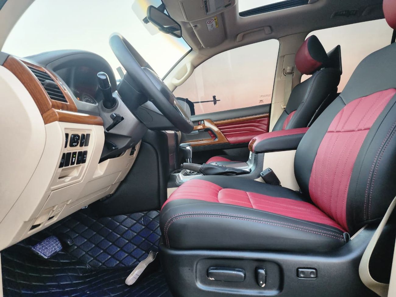 Toyota Land Cruiser GXR V8 MODEL 2015 UPGRADE 2024