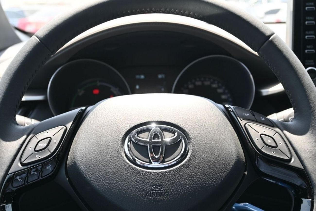 Toyota CHR Toyota CH-R 1.8L Hybrid Color Grey Model 2023