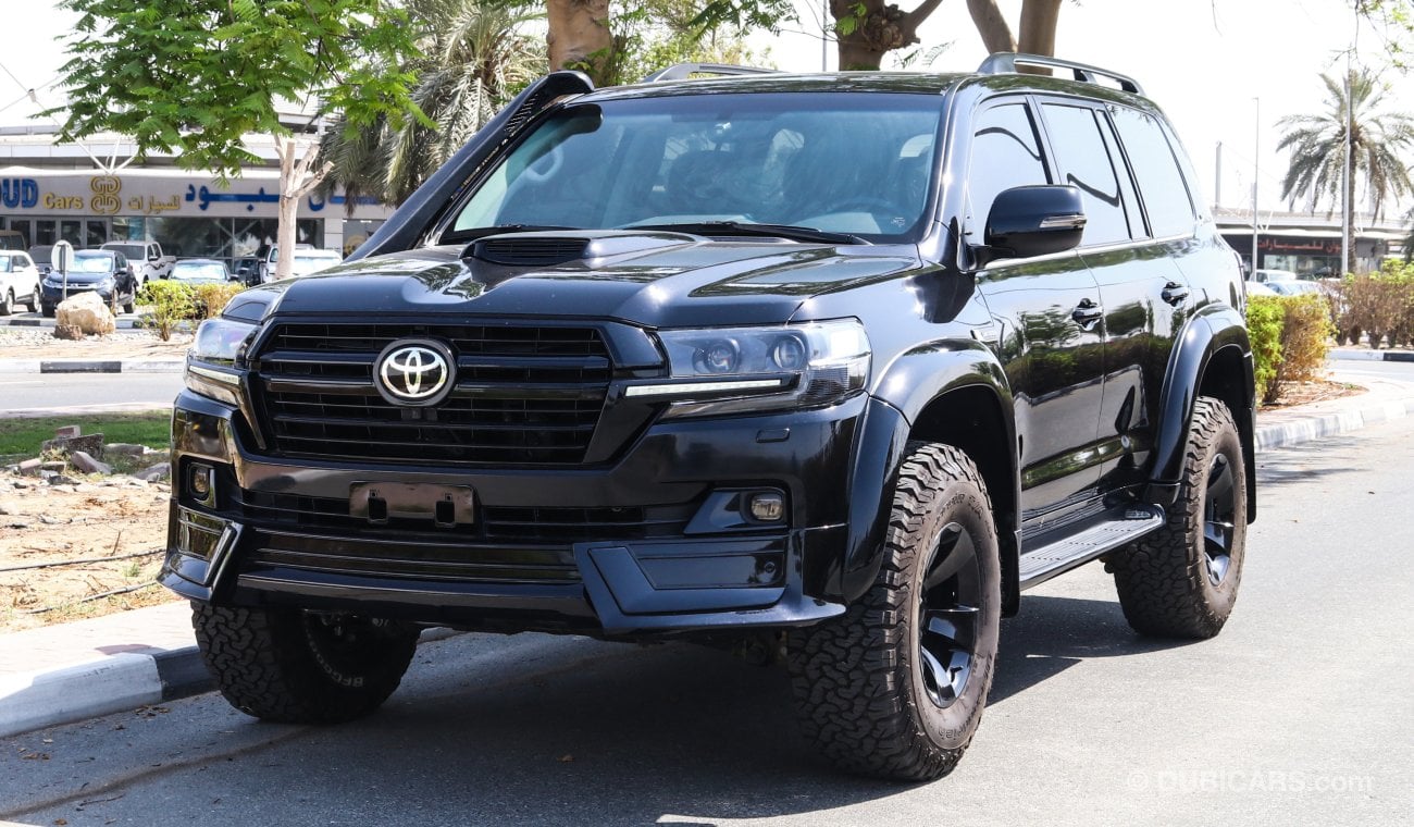 Toyota Land Cruiser VX wIth XTREME Body kit