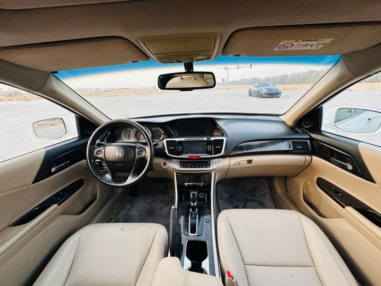 Honda Accord MODEL 2014 GCC. CAR PERFECT CONDITION FOR INSIDE AND OUTSIDE FULL OPTION SUN ROOF