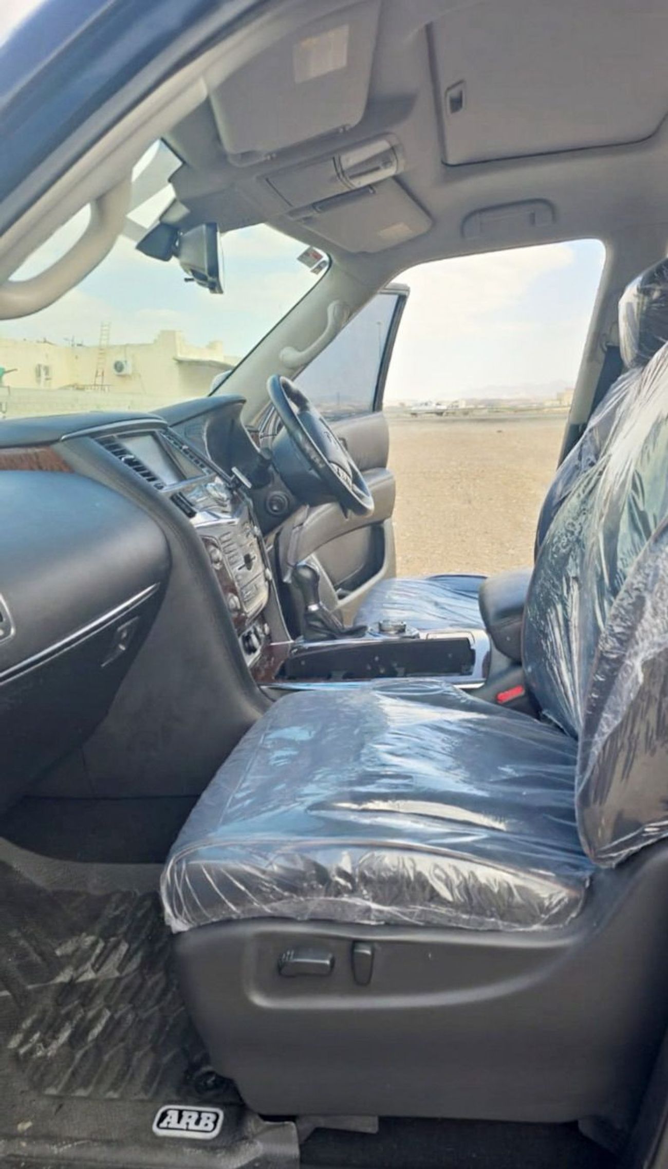 Nissan Patrol LE Titanium 5.6L