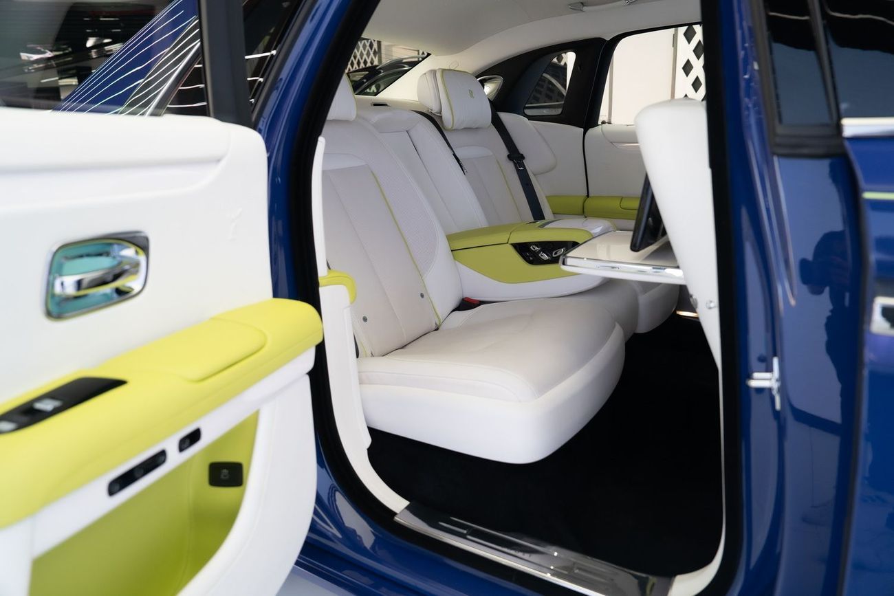 Rolls-Royce Ghost 6.75T Short Wheelbase