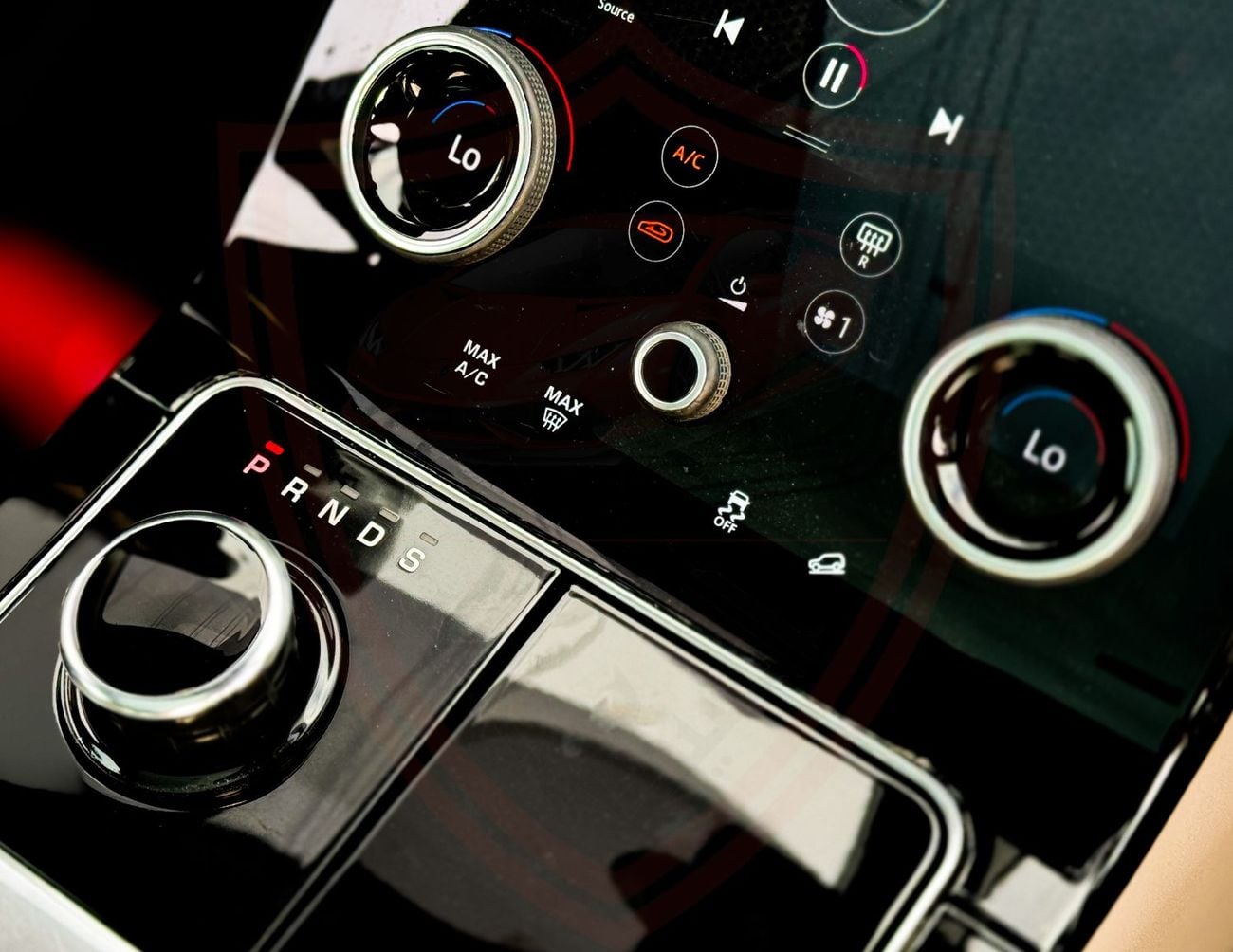 Land Rover Range Rover Velar S P250 2.0L Range Rover Velar | 2.0 L | 2019 | GCC | Accident-Free | In Excellent Condition | 1685 P