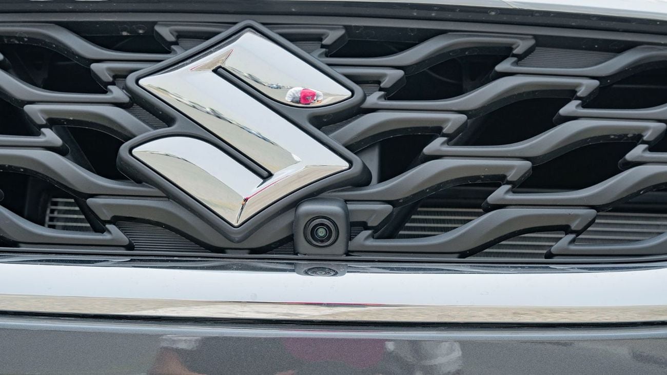 سوزوكي بالينو 2026 Suzuki Baleno 1.5L petrol At Full option (Grey)