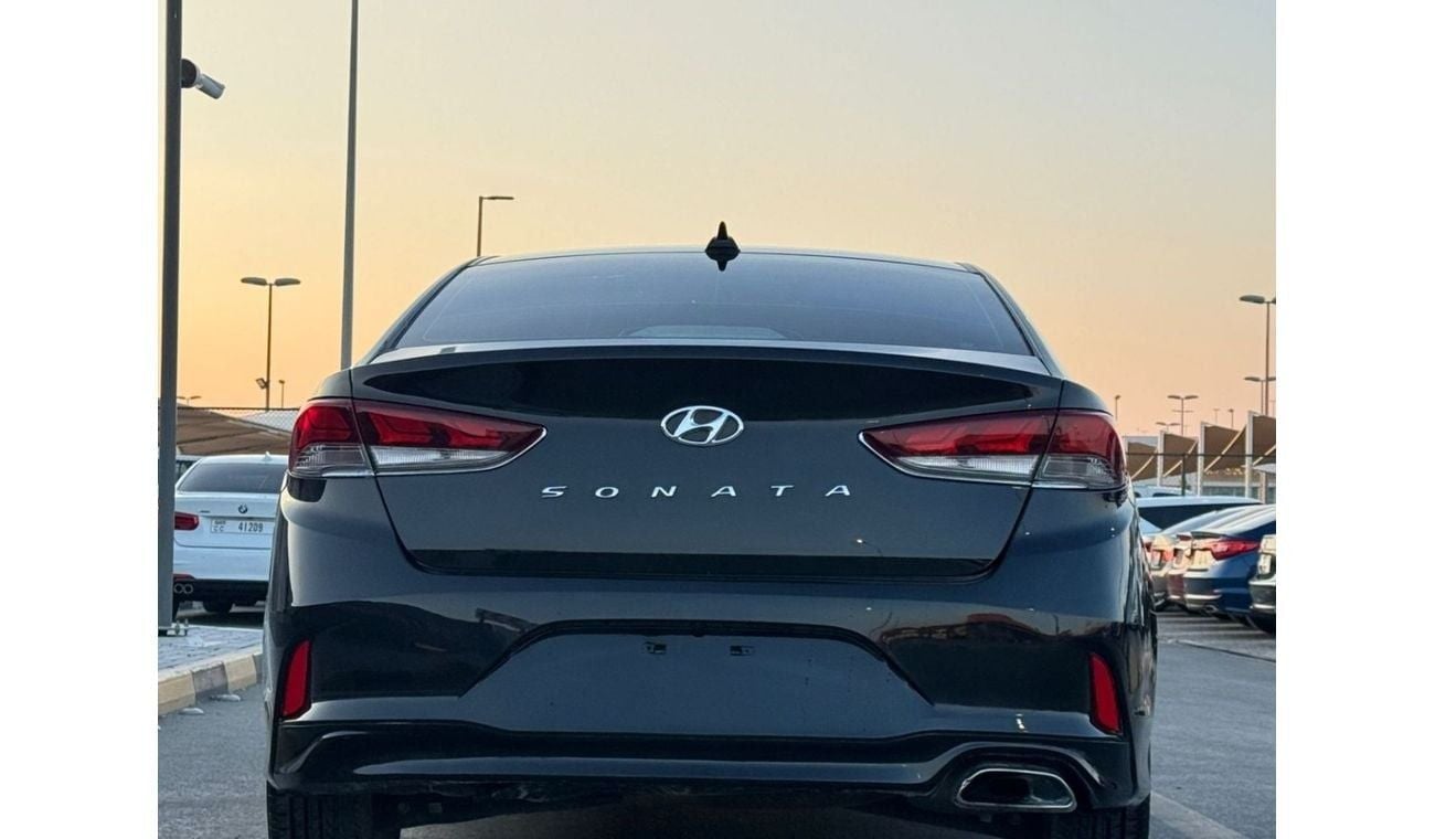 Hyundai Sonata In excellent condition and requires no expense