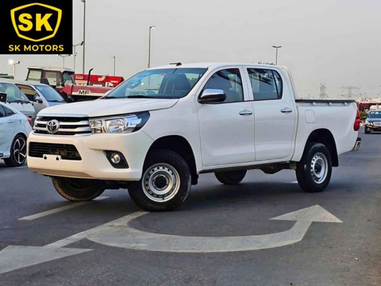 Toyota Hilux AUTOMATIC/ PATROL  4X4/ 2.7L D-CABIN/ GCC / LOT#201375