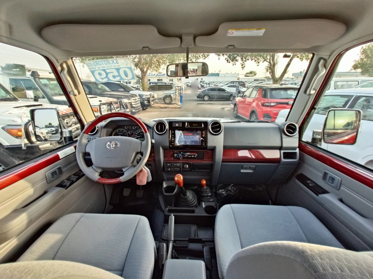 Toyota Land Cruiser Pick Up 4.5L,V8,DIESEL,DOUBLE/CABIN,DIFF/LOCK,OVER FENDER,WINCH,PICKUP,POWER WINDOW,FULL OPTION,MT,2022MY