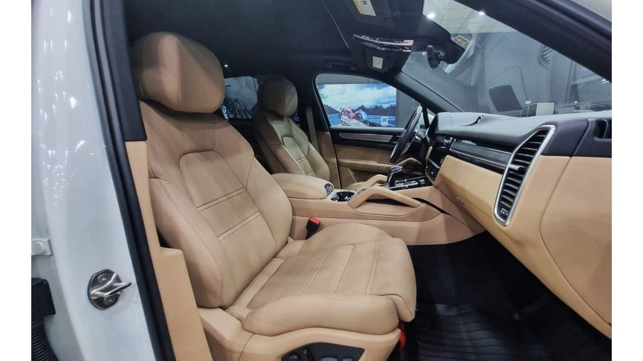 Porsche Cayenne Std PORSCHE CAYENNE 2022 WITH ONLY 3000 KM IN BEAUTIFUL CONDITION FOR 295K AED