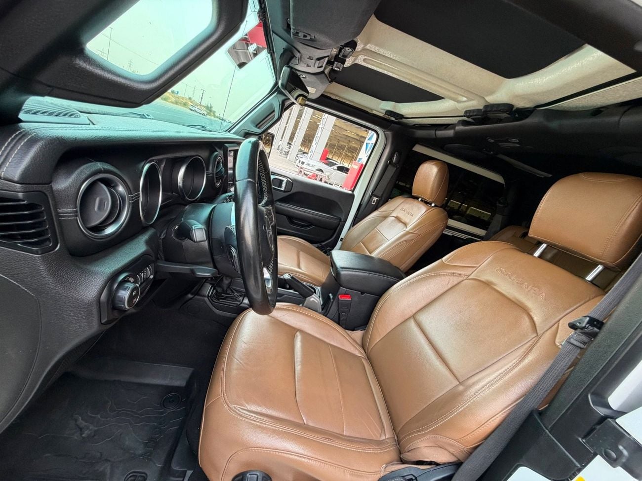 Jeep Wrangler Unlimited SAHARA