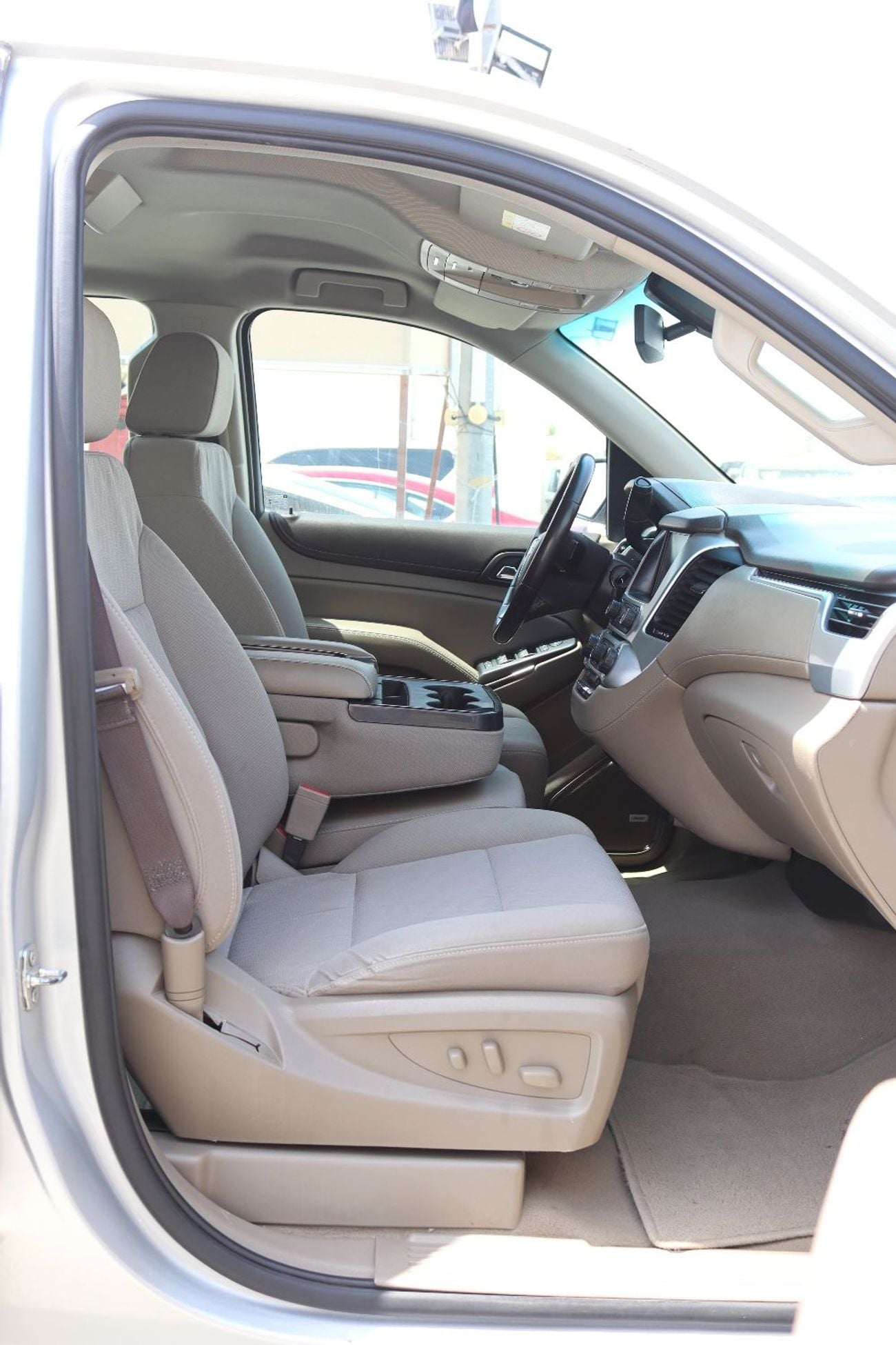 جي أم سي يوكون XL جى أم سى يوكون XL- خليجى - 2020 - بدون حوادث - بمحرك 5.3 - عدد8سلندر-7مقاعد -بحاله ممتازه