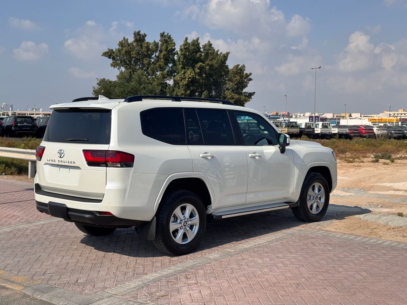 Toyota Land Cruiser Toyota Land Cruiser GXL 2024 Diesel 3.3L 7-Seats 4X4 SUV Brand New 0Km