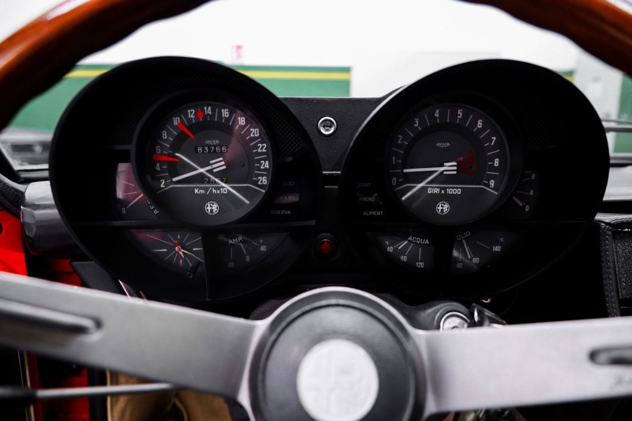 Alfa Romeo Montreal STANDARD