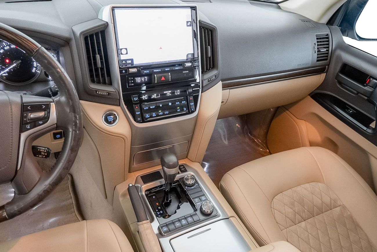 Toyota Land Cruiser GXR 4.6L