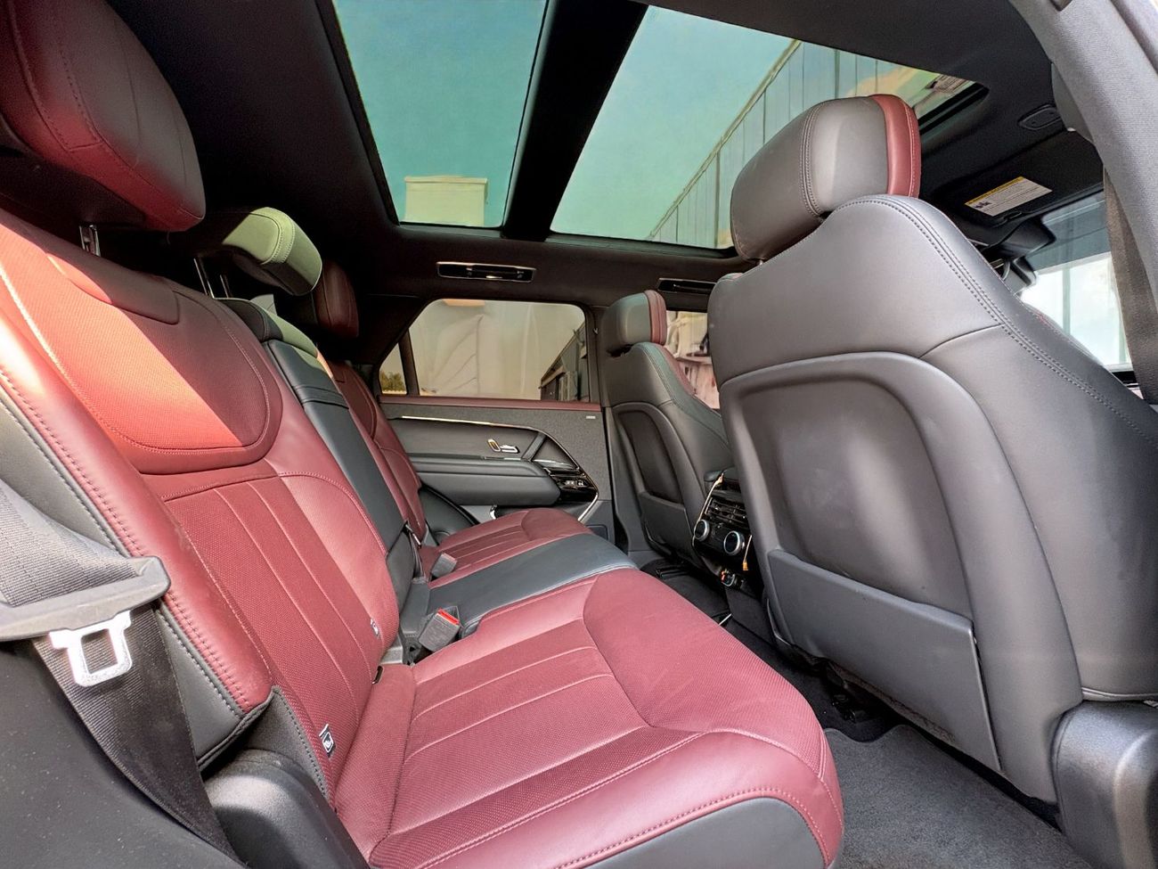 Land Rover Range Rover Sport SE D350 3.0L SE 3.0L Turbocharged V6 | 2023 | AED 4,060 / MONTH