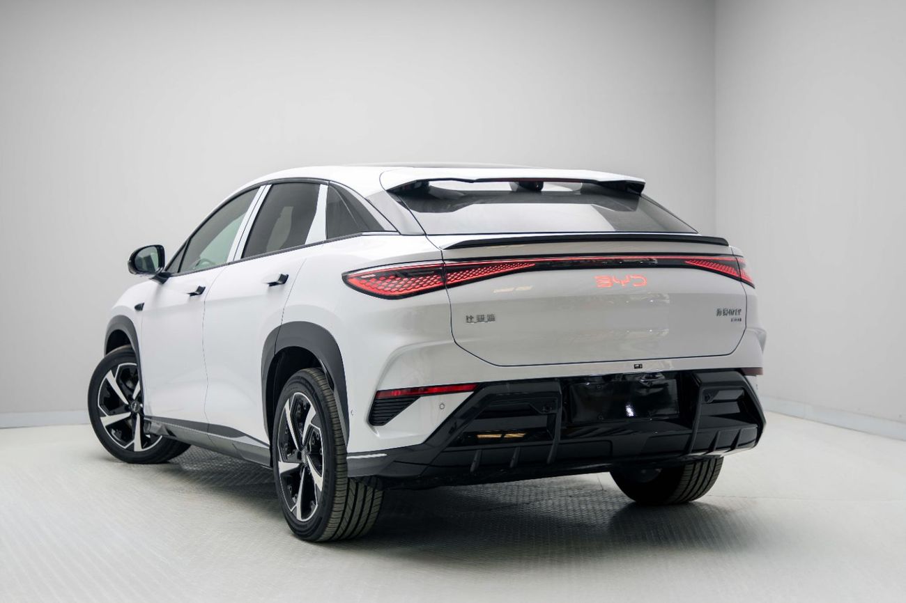 BYD Sealion 7 RWD Intelligent Driving - White Inside Black | Export Only