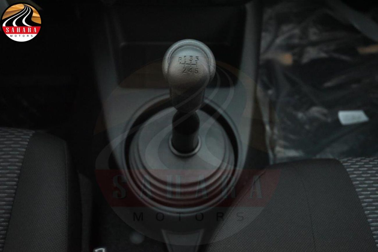 Toyota Hilux Double Cab Pickup 2.4L 4x4