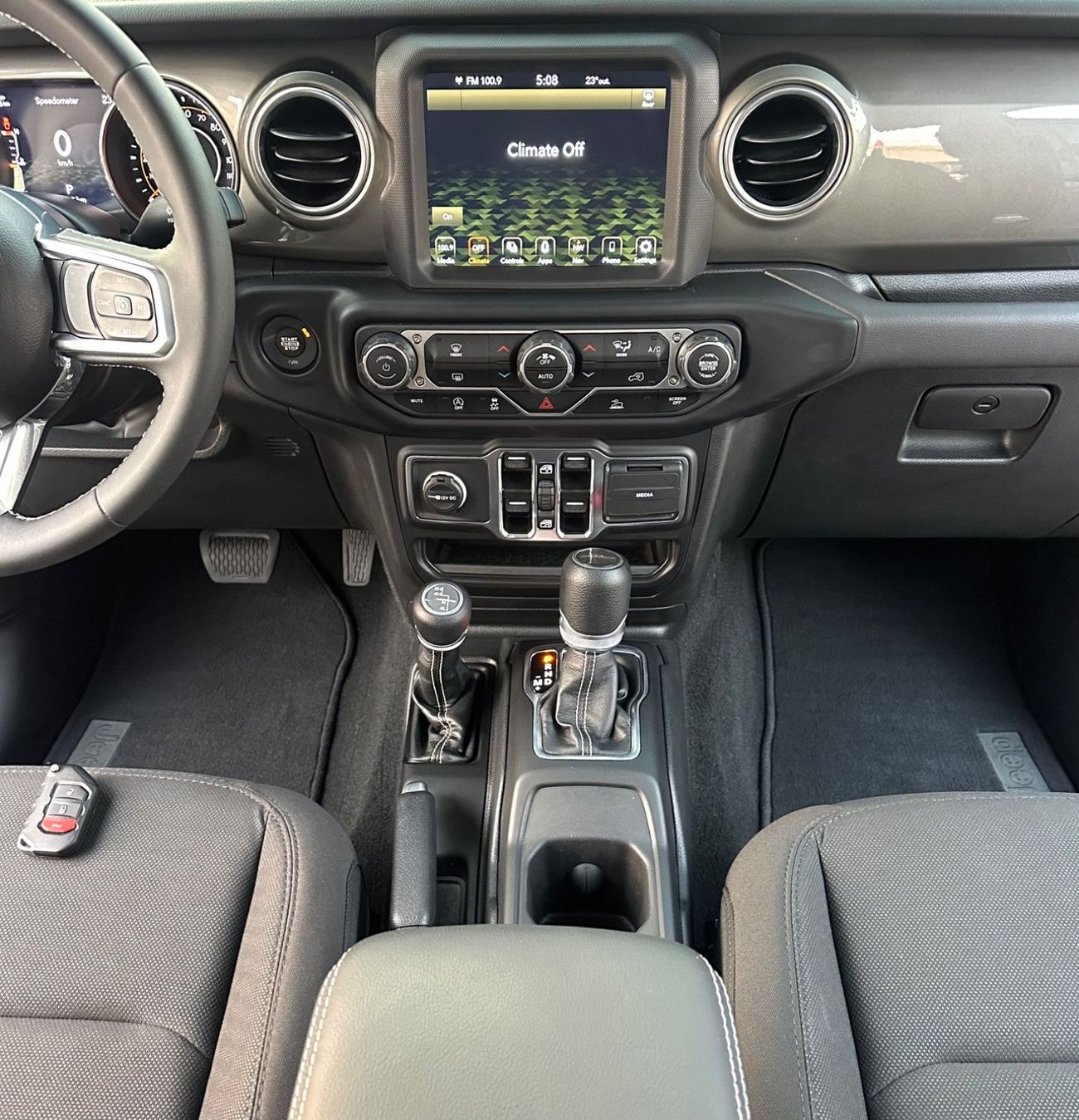 جيب جلادياتور