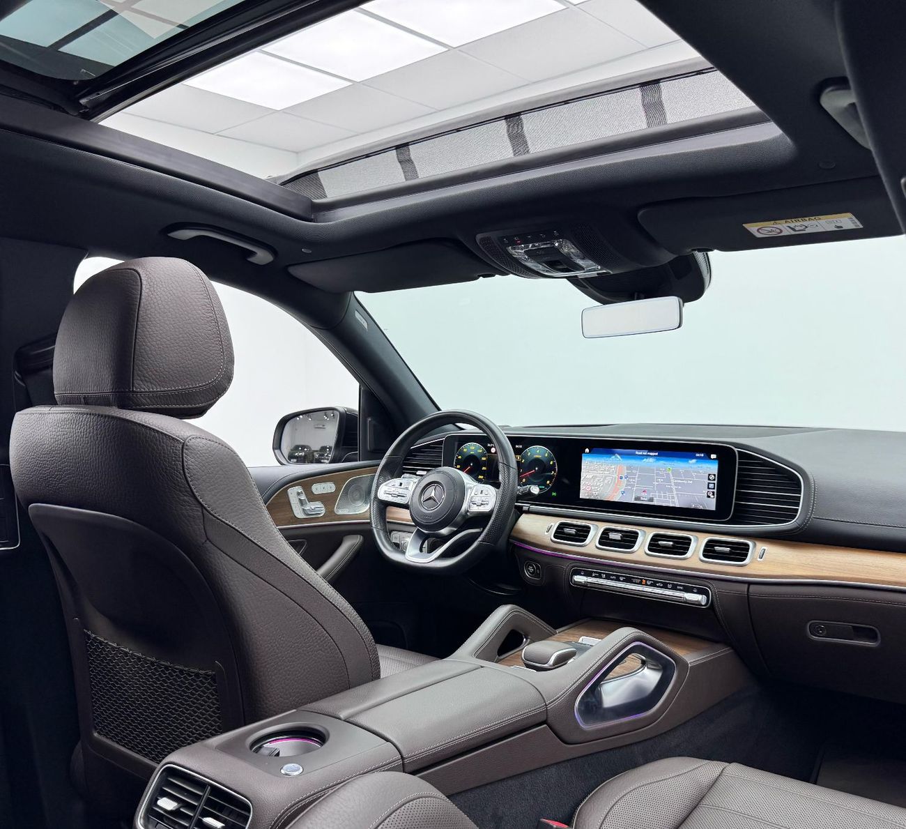 مرسيدس بنز GLS 450 4MATIC 2022 Mercedes Benz GLS 450 AMG 4MATIC, Warranty, Full Mercedes Service History, 7 Seater, GCC