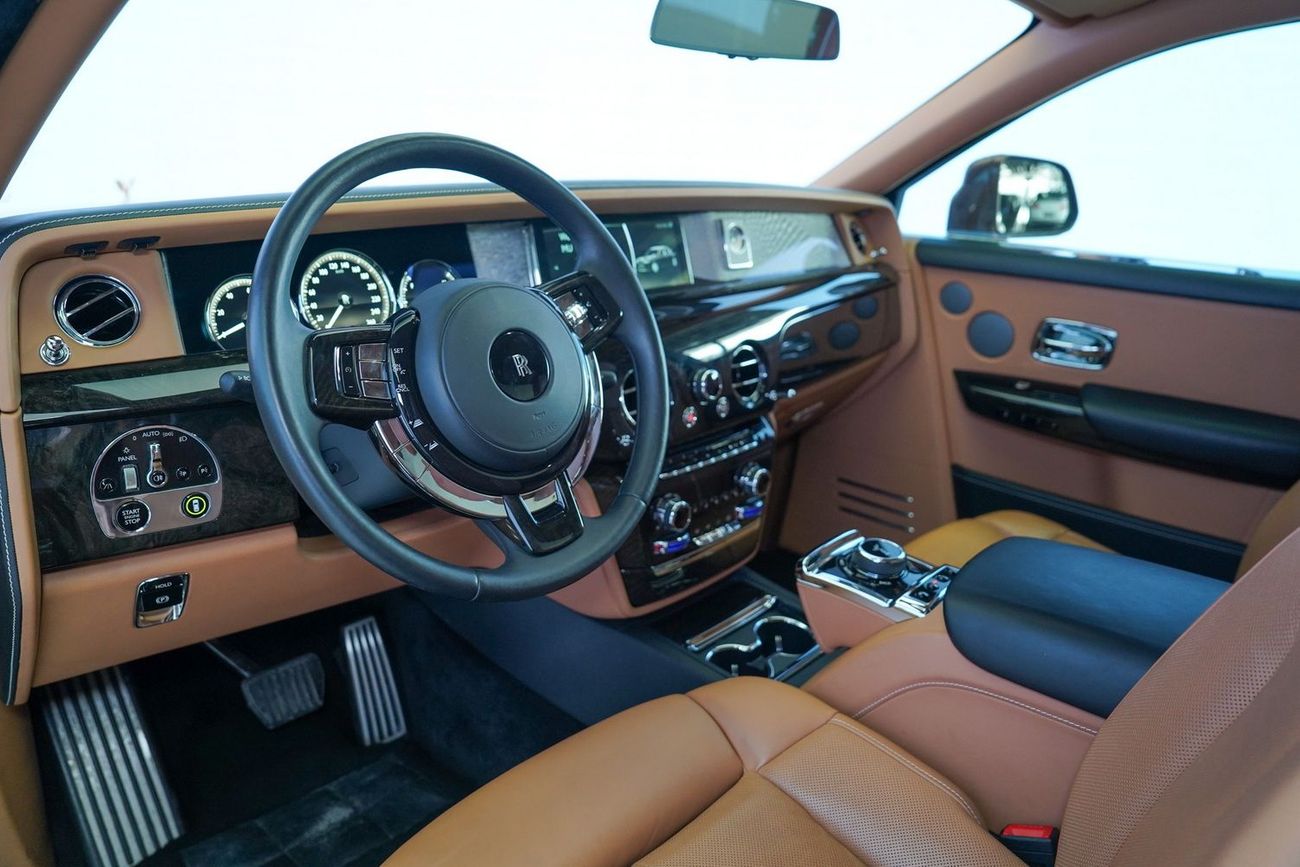 رولز رويس فانتوم EWB 6.8L