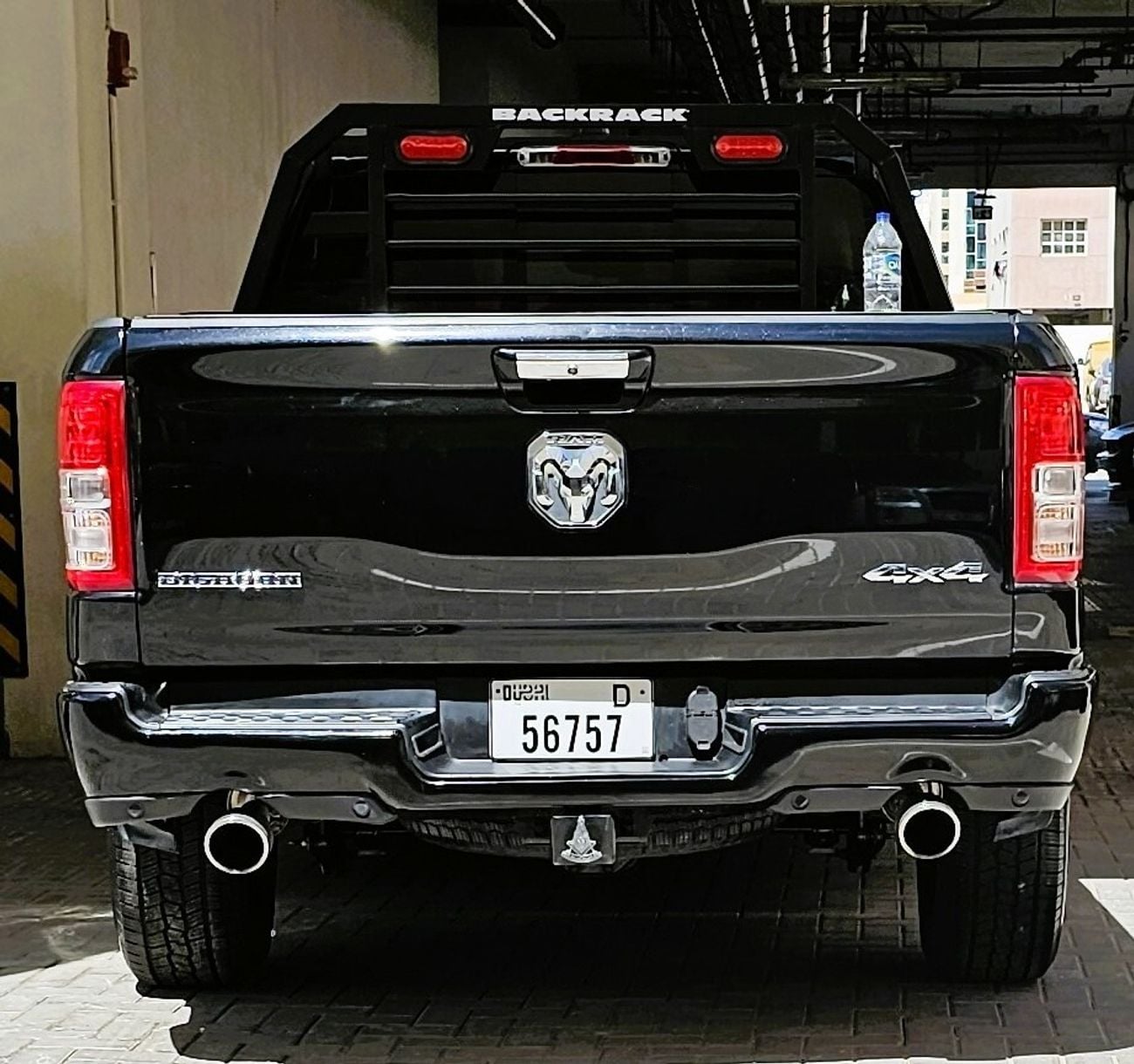 رام 1500 Bighorn 5.7L