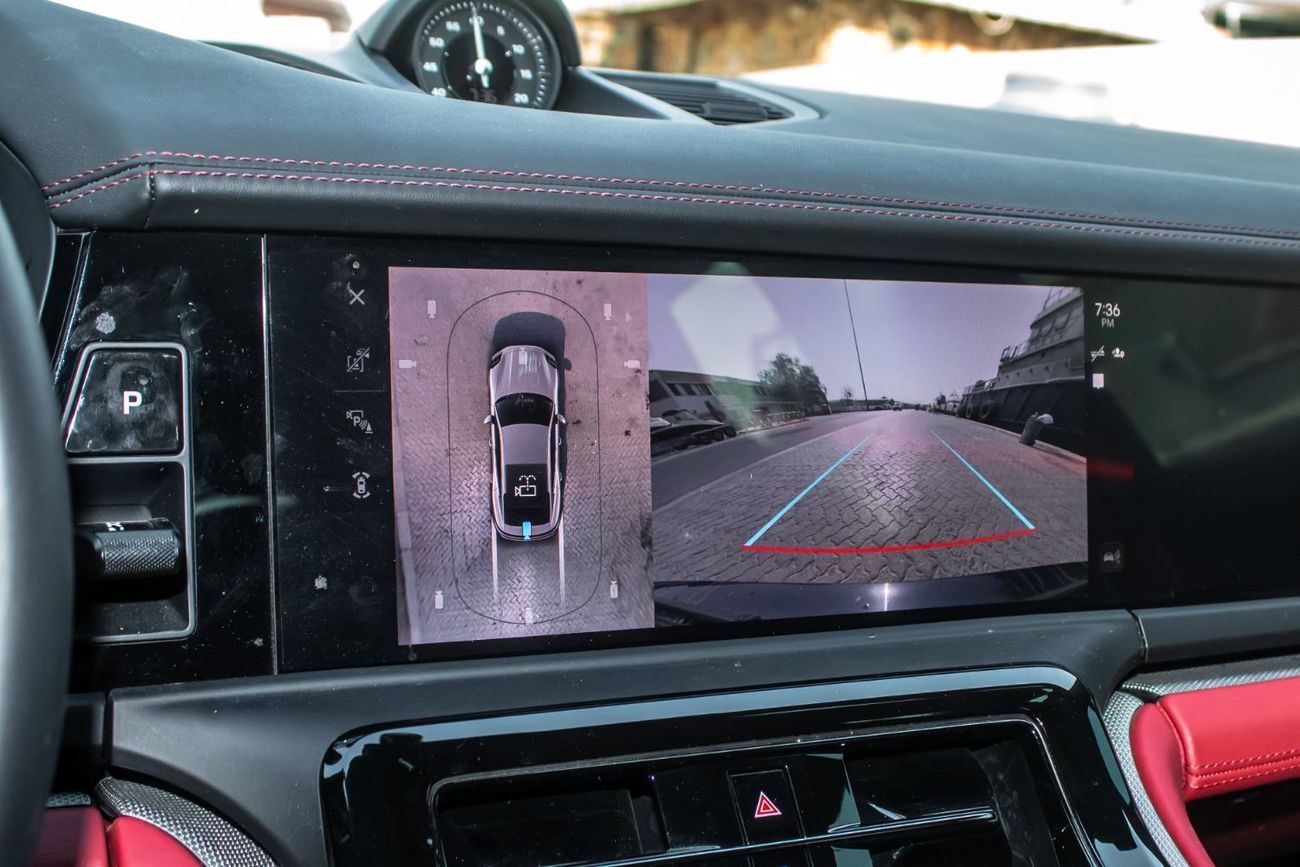 Porsche Panamera 4 3.0L