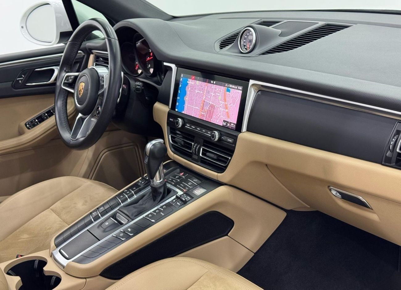 Porsche Macan Std 2.0L (260 HP) 2019 Porsche Macan, Agency Warranty Till Jun26, Full Service History, GCC