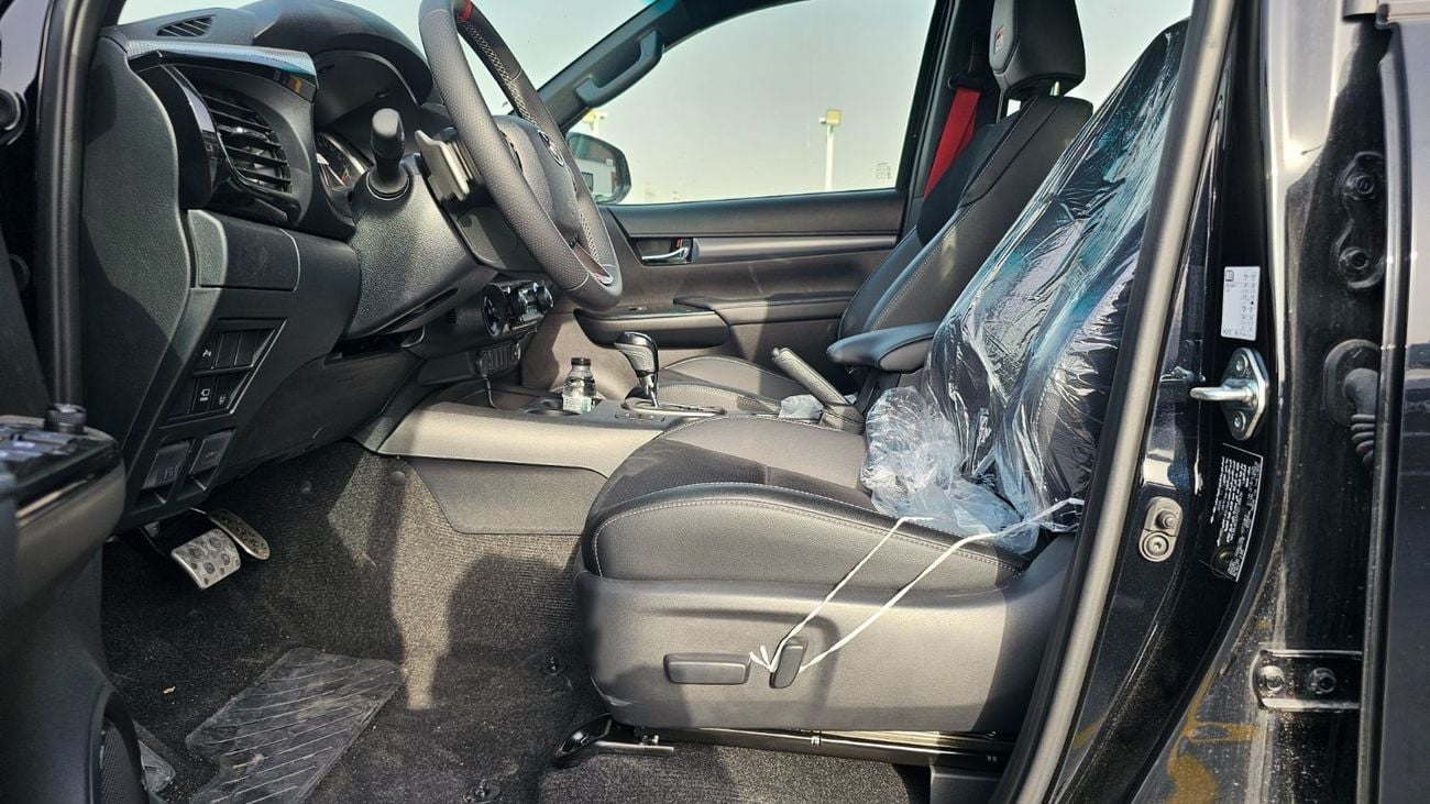 تويوتا هيلوكس Toyota Hilux GR Sport 4.0L V6 Attitude Black GCC Specs 2026/2026