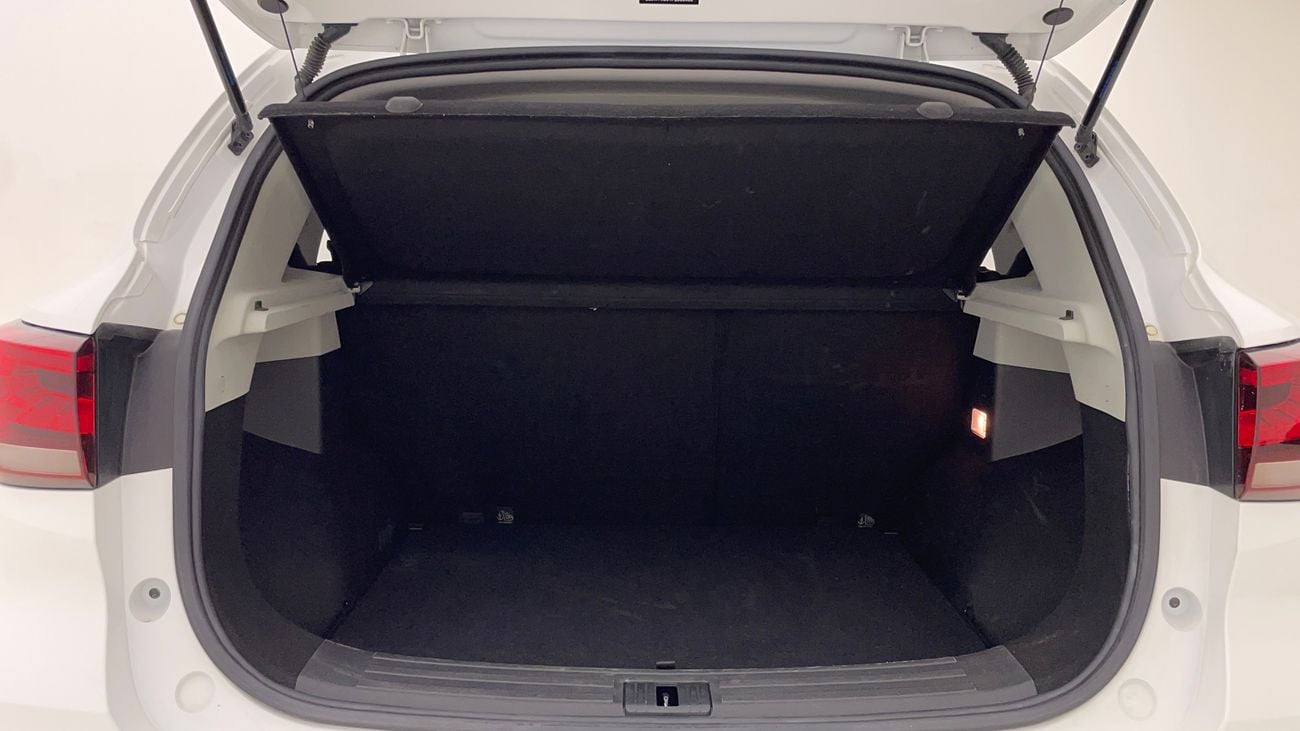 أم جي ZS STD 1.5 | بدون دفعة مقدمة | اختبار القيادة في المنزل