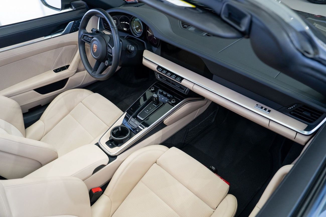 بورش 911 Targa 4S 3.0L (450 HP) Targa