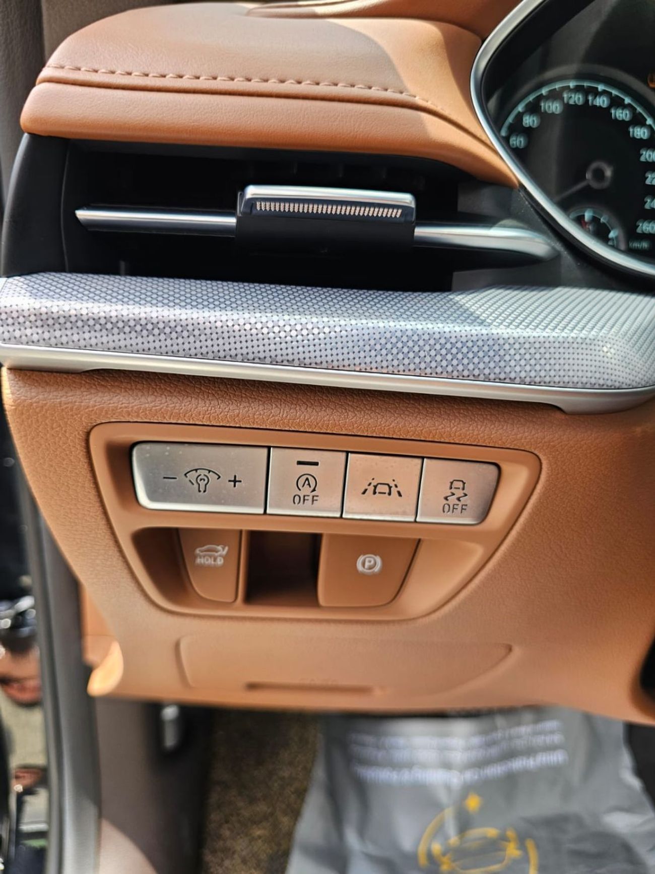 جينيسس G80 Prestige 2.5L AWD