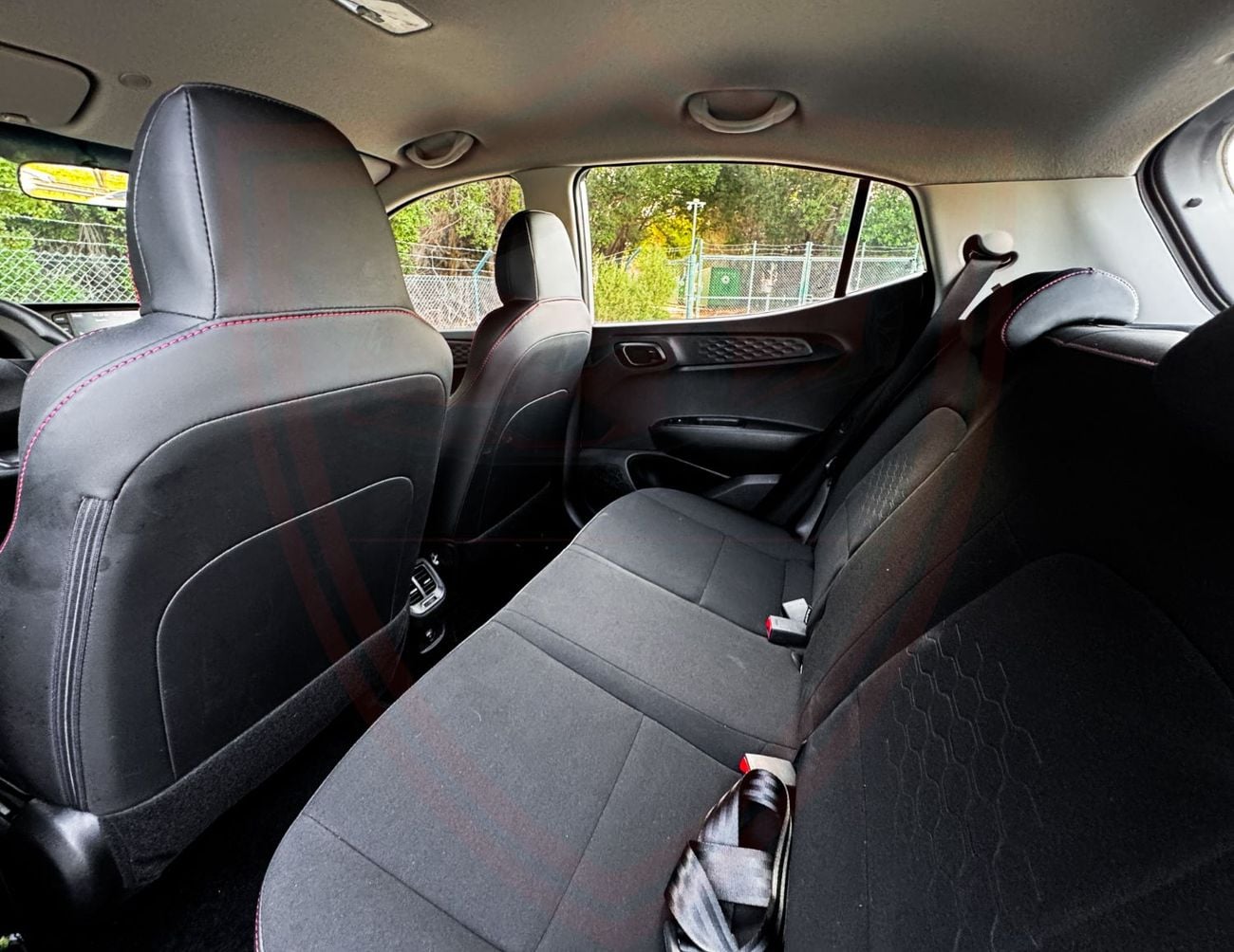 Hyundai Grand i10 Hyundai Grand i10 | 1.2 L | 2025 | GCC | Accident-Free | In Excellent Condition | 622 P.M