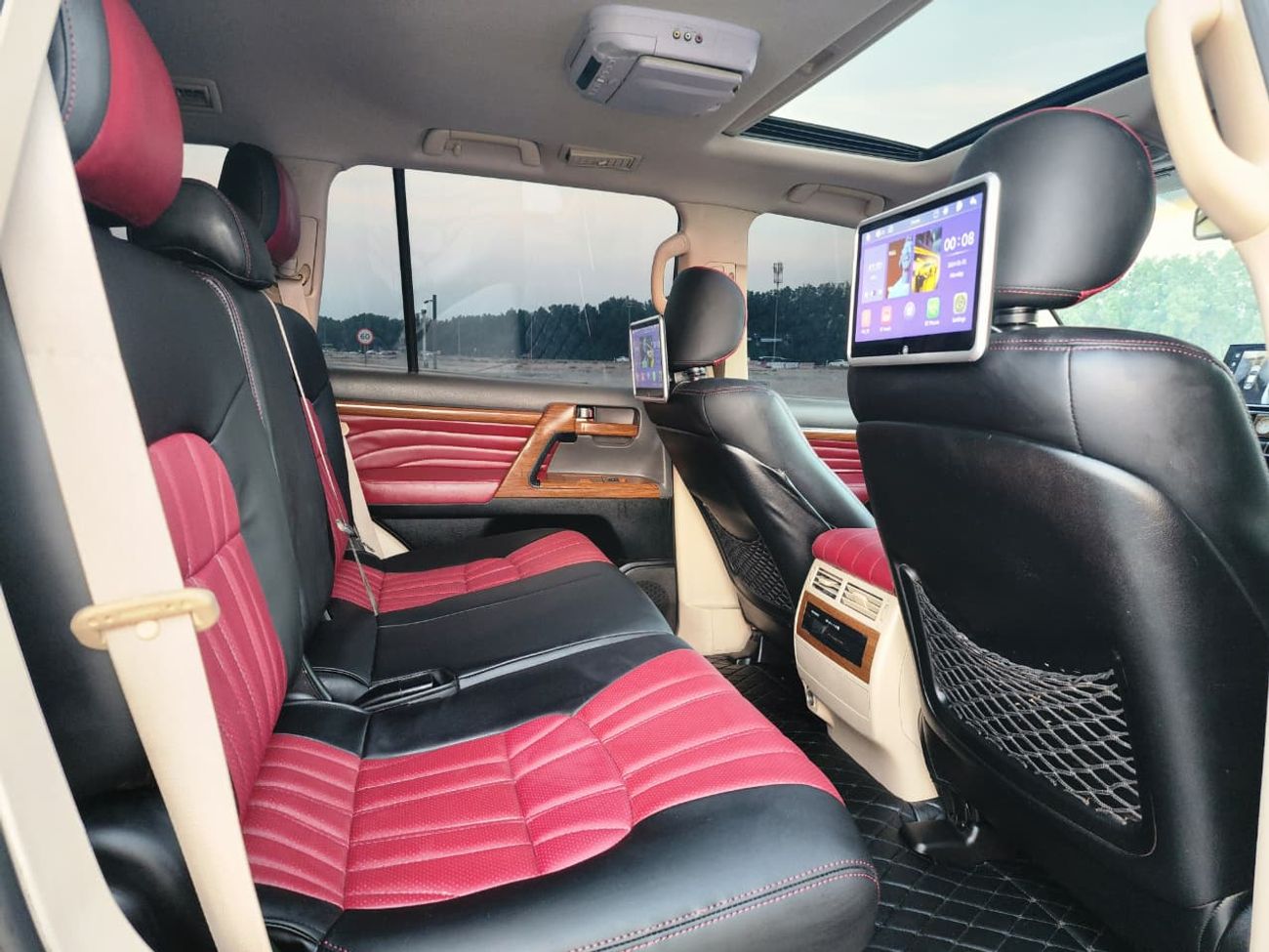 Toyota Land Cruiser GXR V8 MODEL 2015 UPGRADE 2024