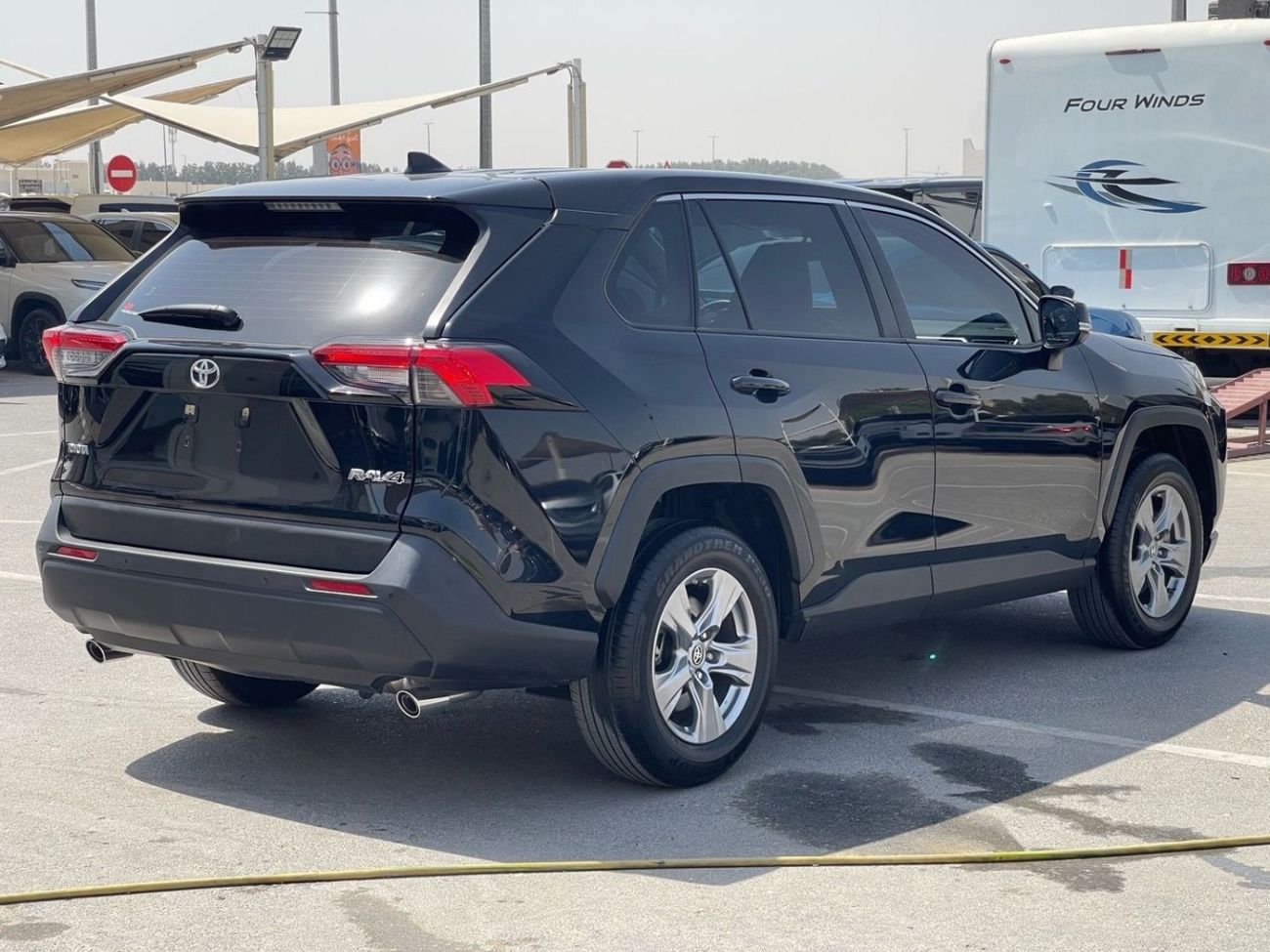 Toyota RAV4 2.5L (2WD) EX