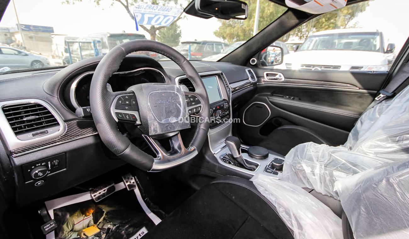 جيب جراند شيروكي SRT