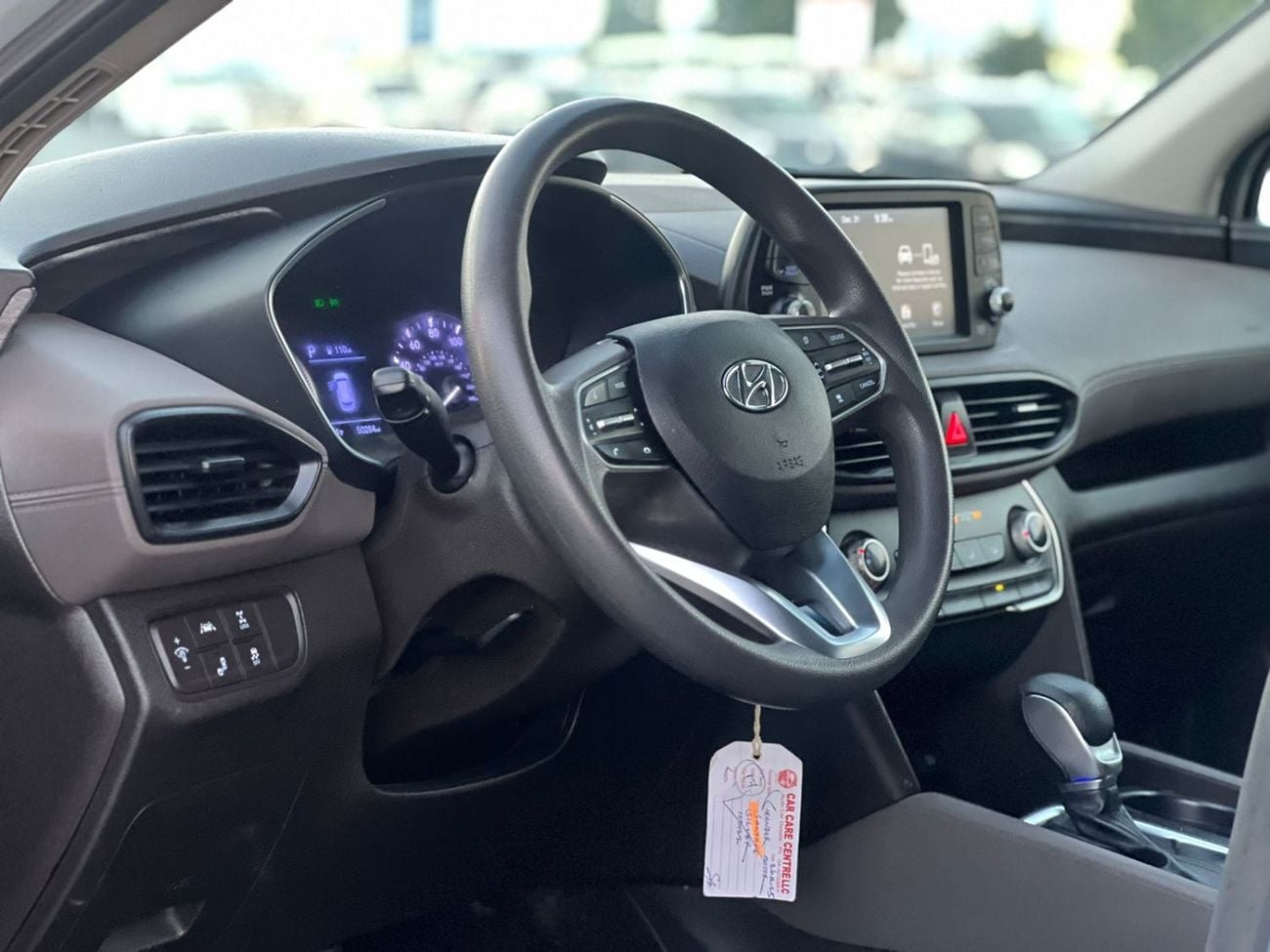 Hyundai Santa Fe STD (NON GCC) 2019 Hyndai Santafe MidOption+ - 2.4L V4 - 4x4 AWD - Rear Camera - Leather Seat  5