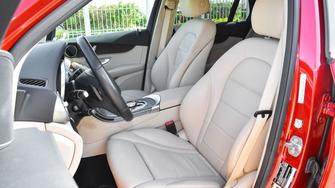 Mercedes-Benz GLC 300 Std Mercedes GLC300 AMG II 2018 II FULLY LOADED