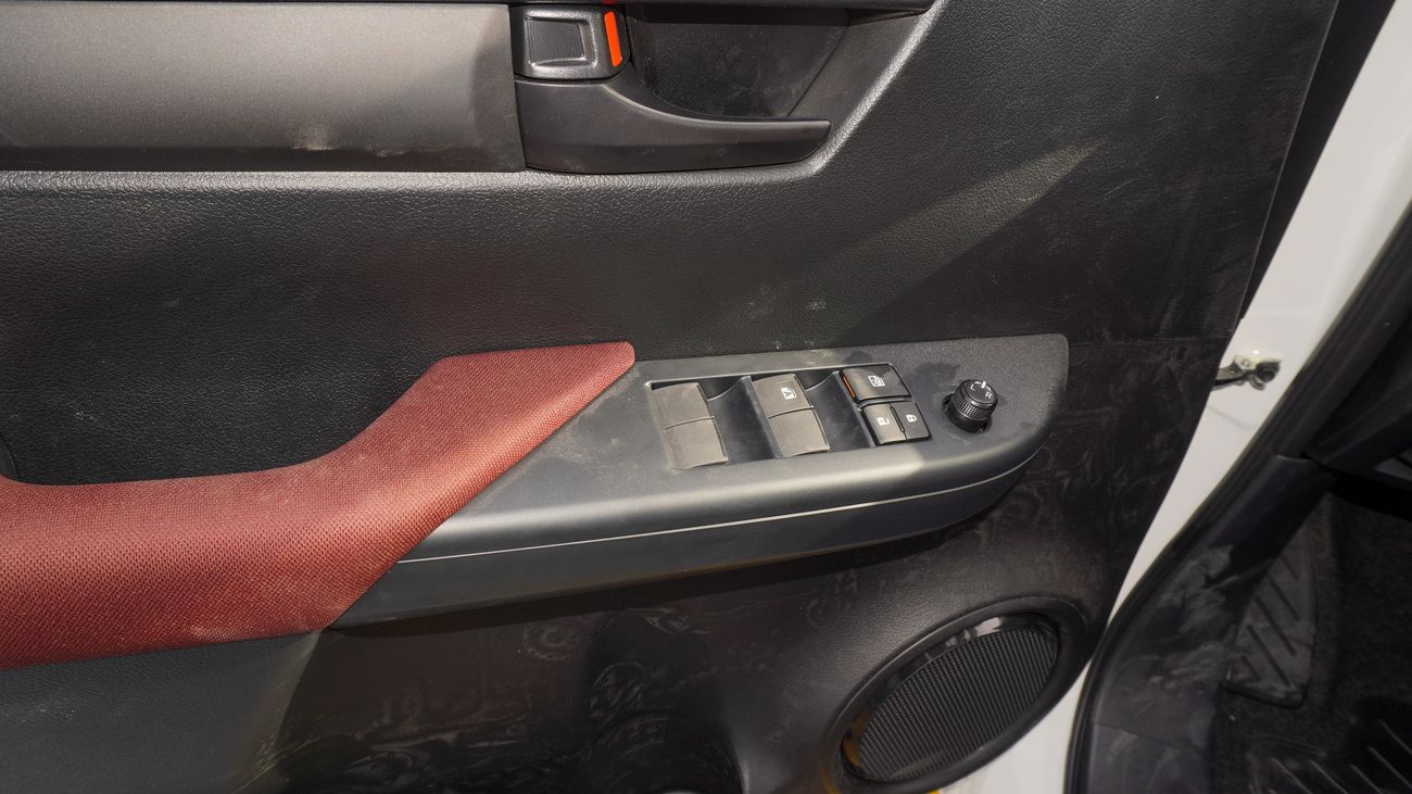 Toyota Hilux GLS 2.7L 2WĎ  A/T