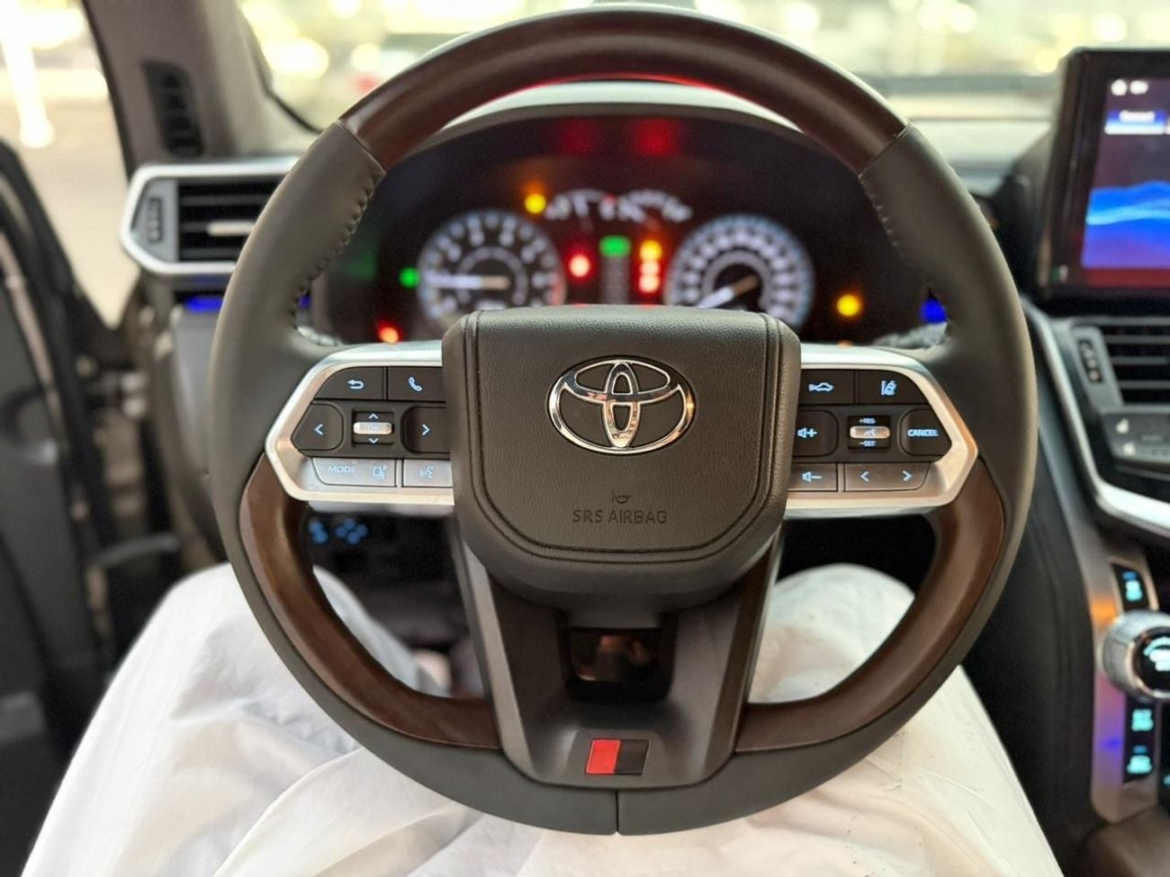 تويوتا لاند كروزر GXR+ 4.0L